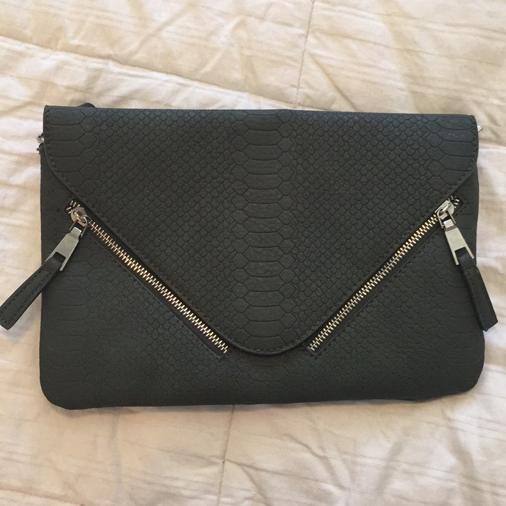 Green Clutch